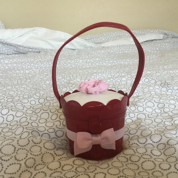 Gymboree kids cupcake purse - NWOT - Picture 1 of 3